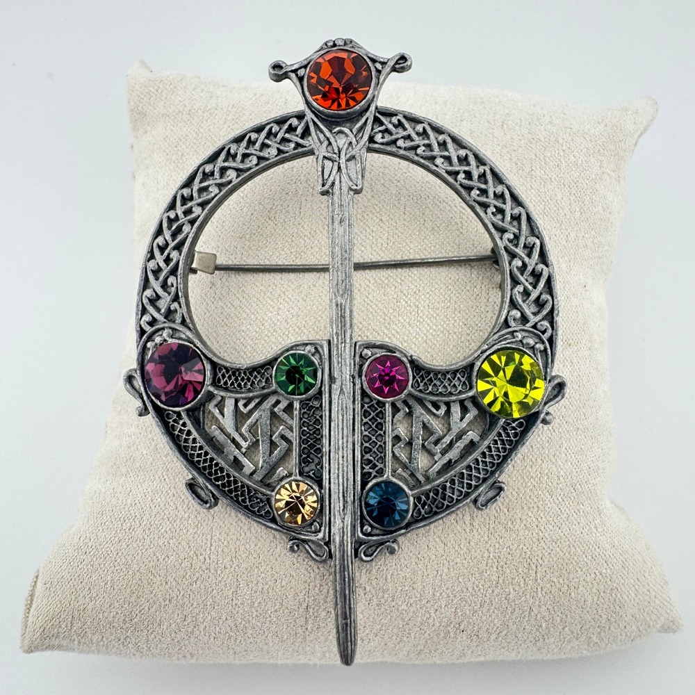 Solvar Celtic Tara Brooch Silver Tone Multi Color Rhinestone Y2K Sunstamp Mark